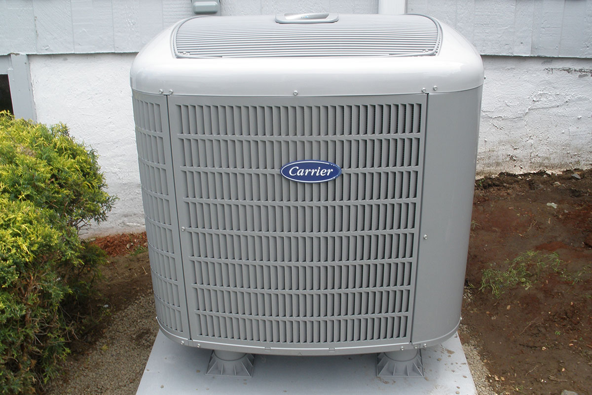 Powell home with Carrier Heat Pump