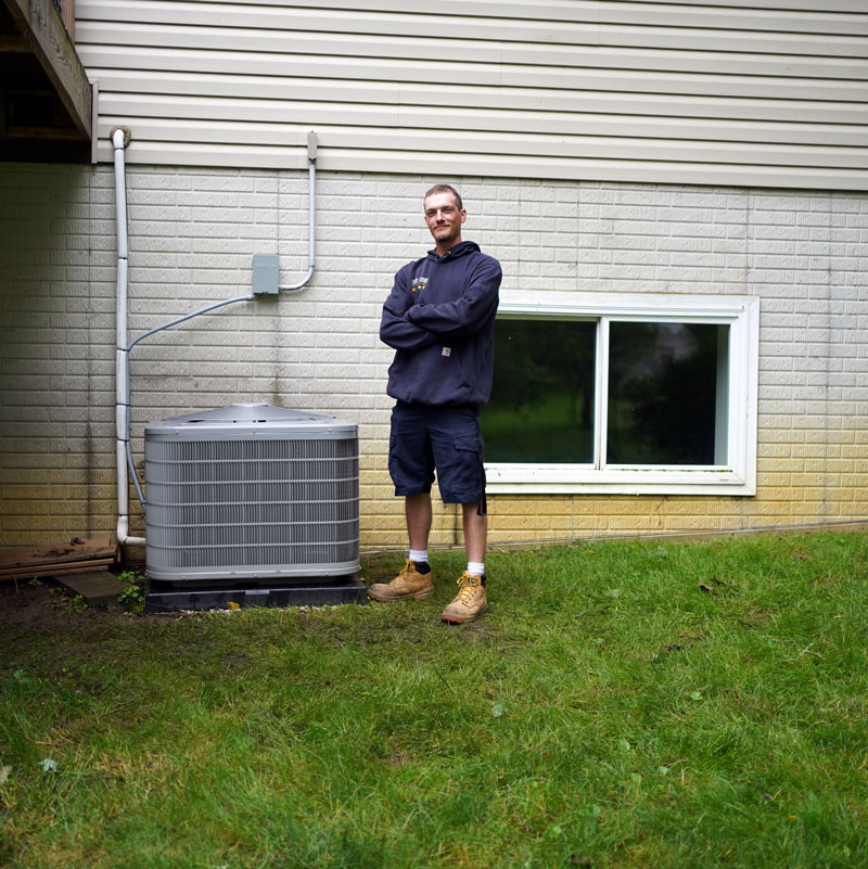 HVAC-Technician-32 Pickerington Heating & Cooling